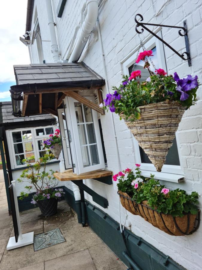 The Red Lion Kilsby Exterior foto